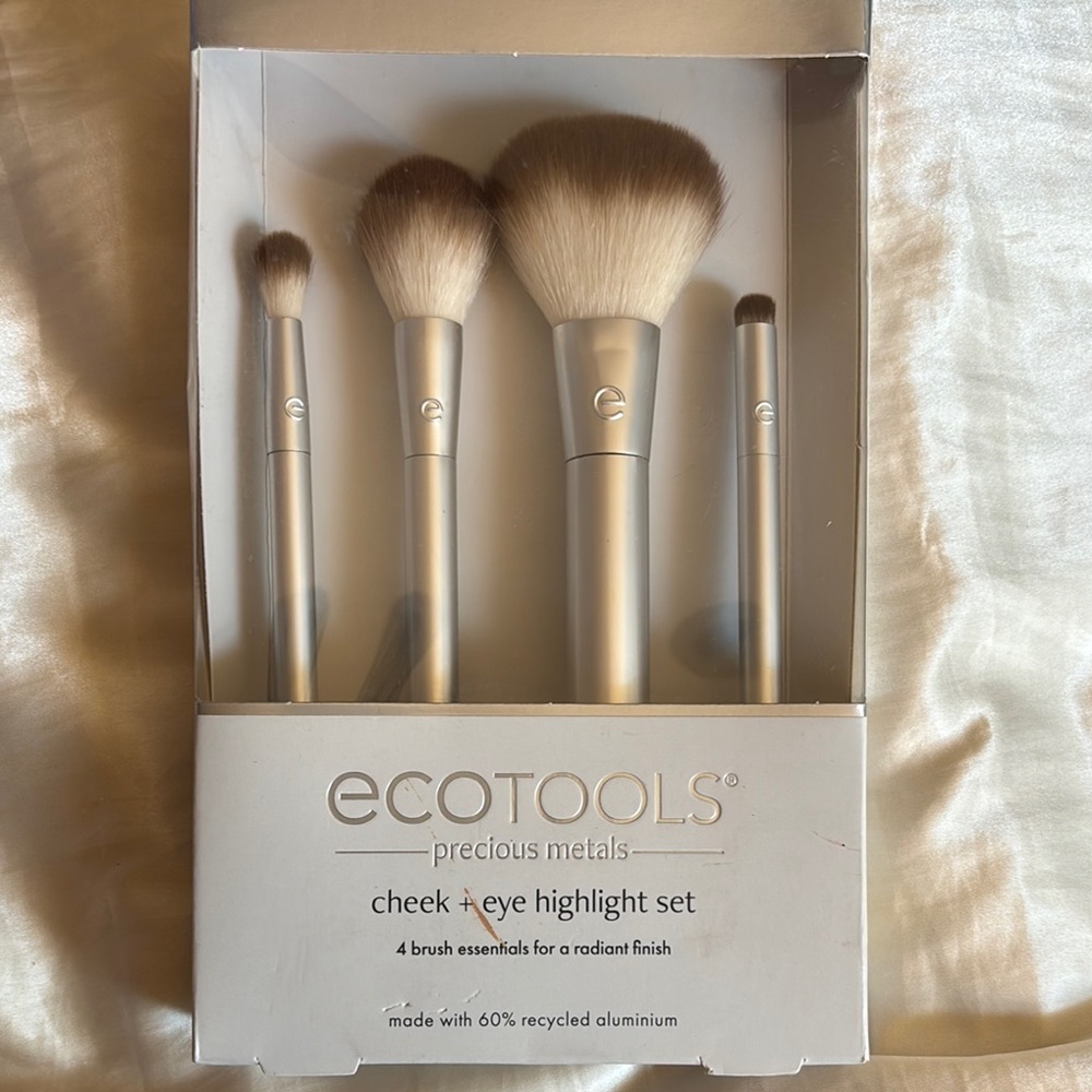 EcoTools Cheek and Eye Highlight Brush Set